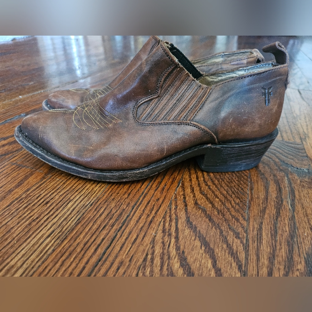 Frye Brown Leather Loafers Size 5.5 Womens